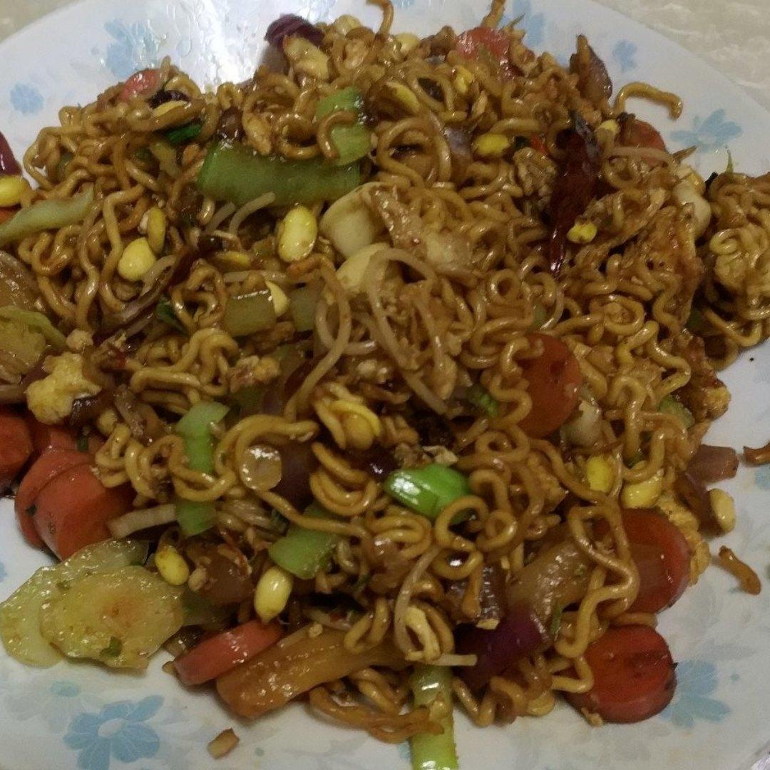 炒面（方便面）