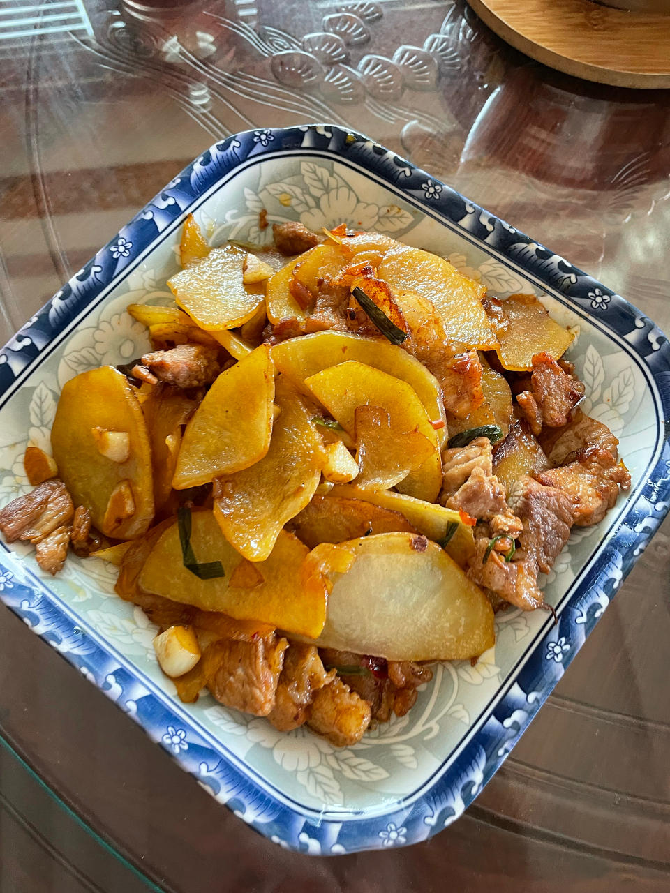 家常土豆炒肉片