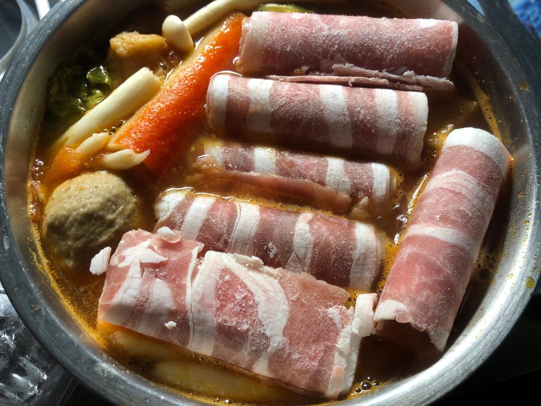 超简单的一人食番茄小火锅火锅底料