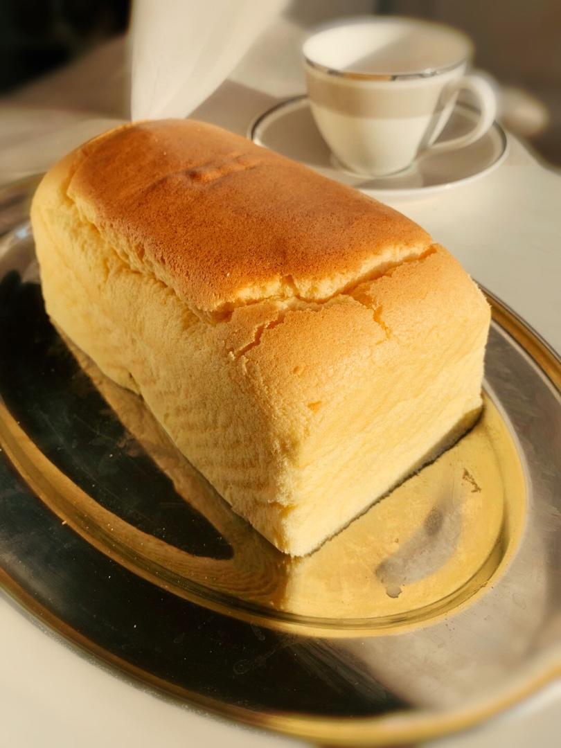 堪比柯基屁股
爆浆芝士🧀古早蛋糕
