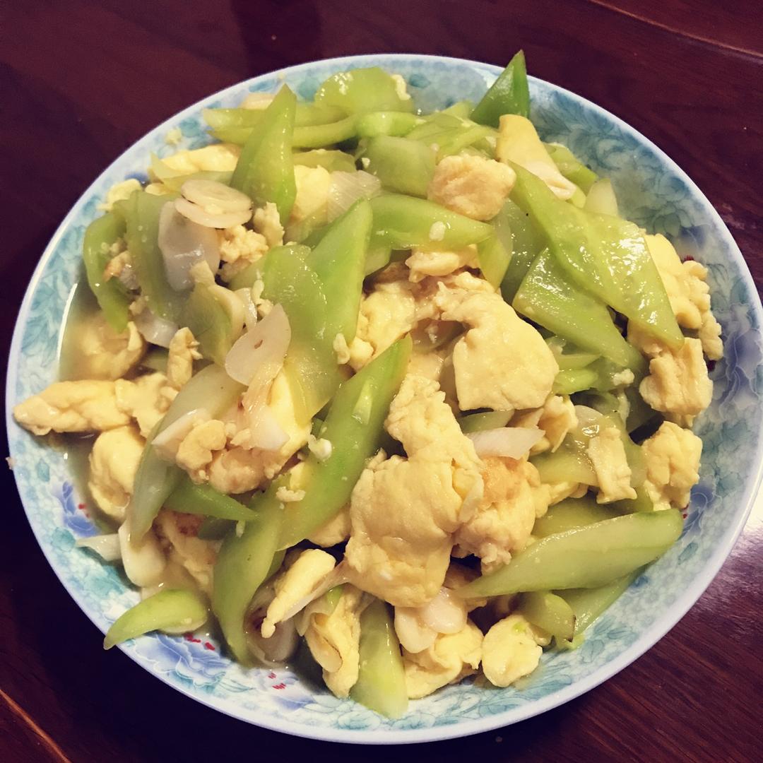 黄瓜西红柿炒鸡蛋