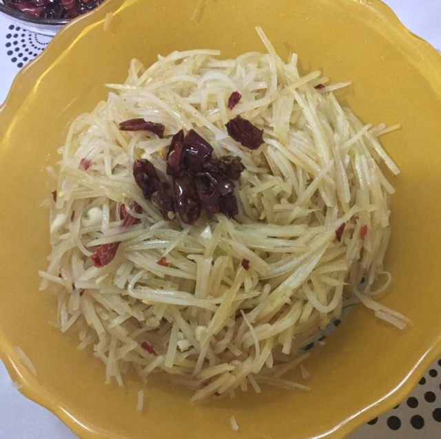 炝拌土豆丝