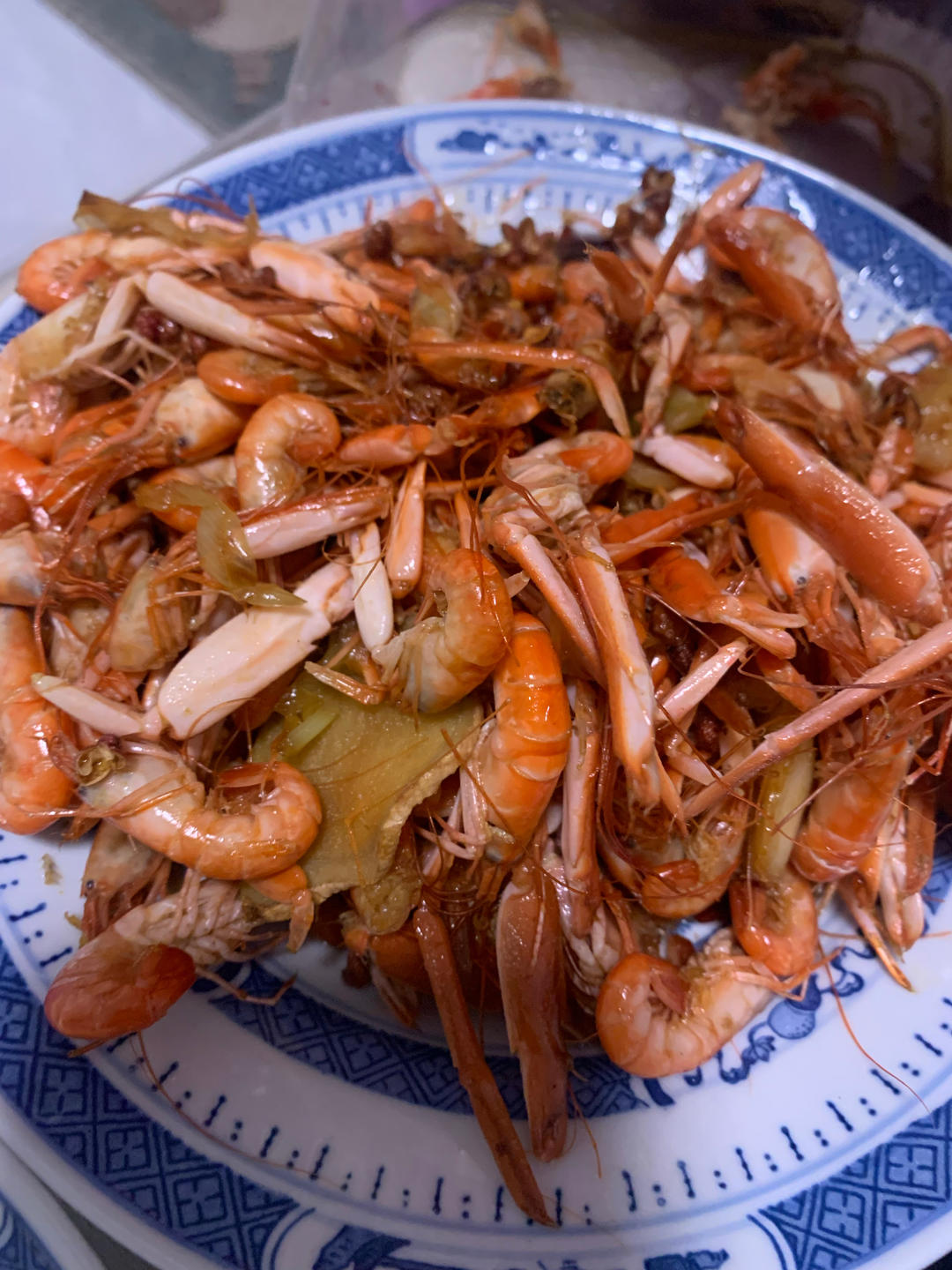 可以当下酒菜的辣炒嘎巴虾