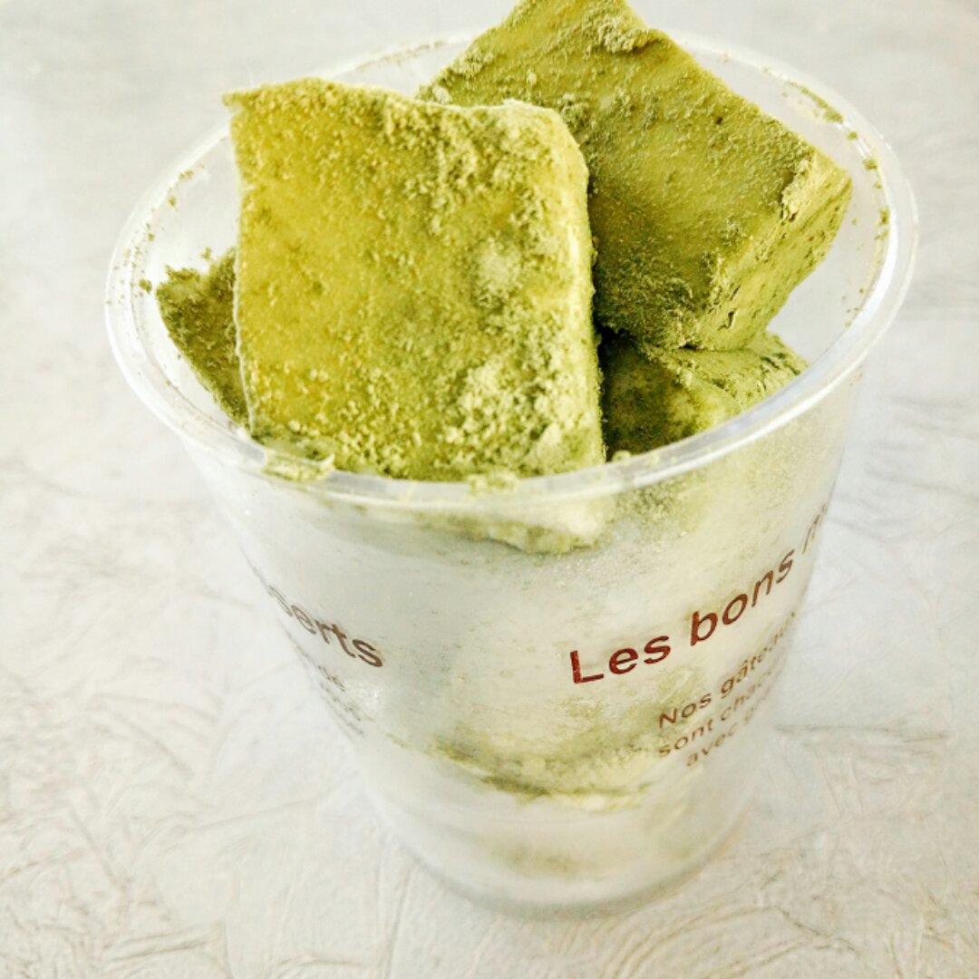 完胜85度C牛奶椰丝小方