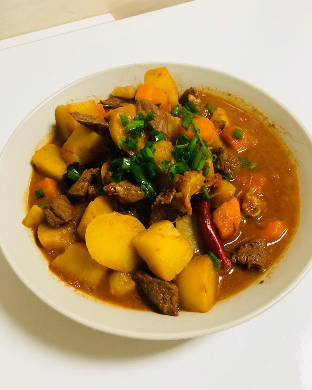 红烧牛肉土豆 （独家秘制）