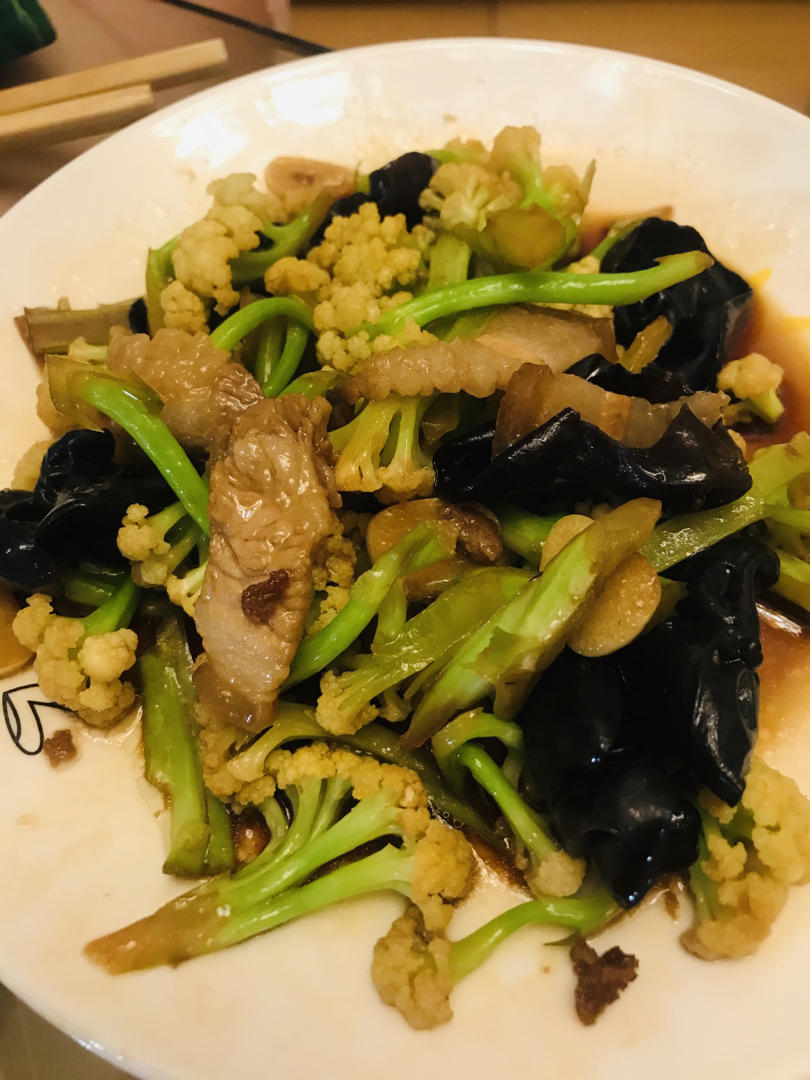 老丁的私房菜-干锅花菜