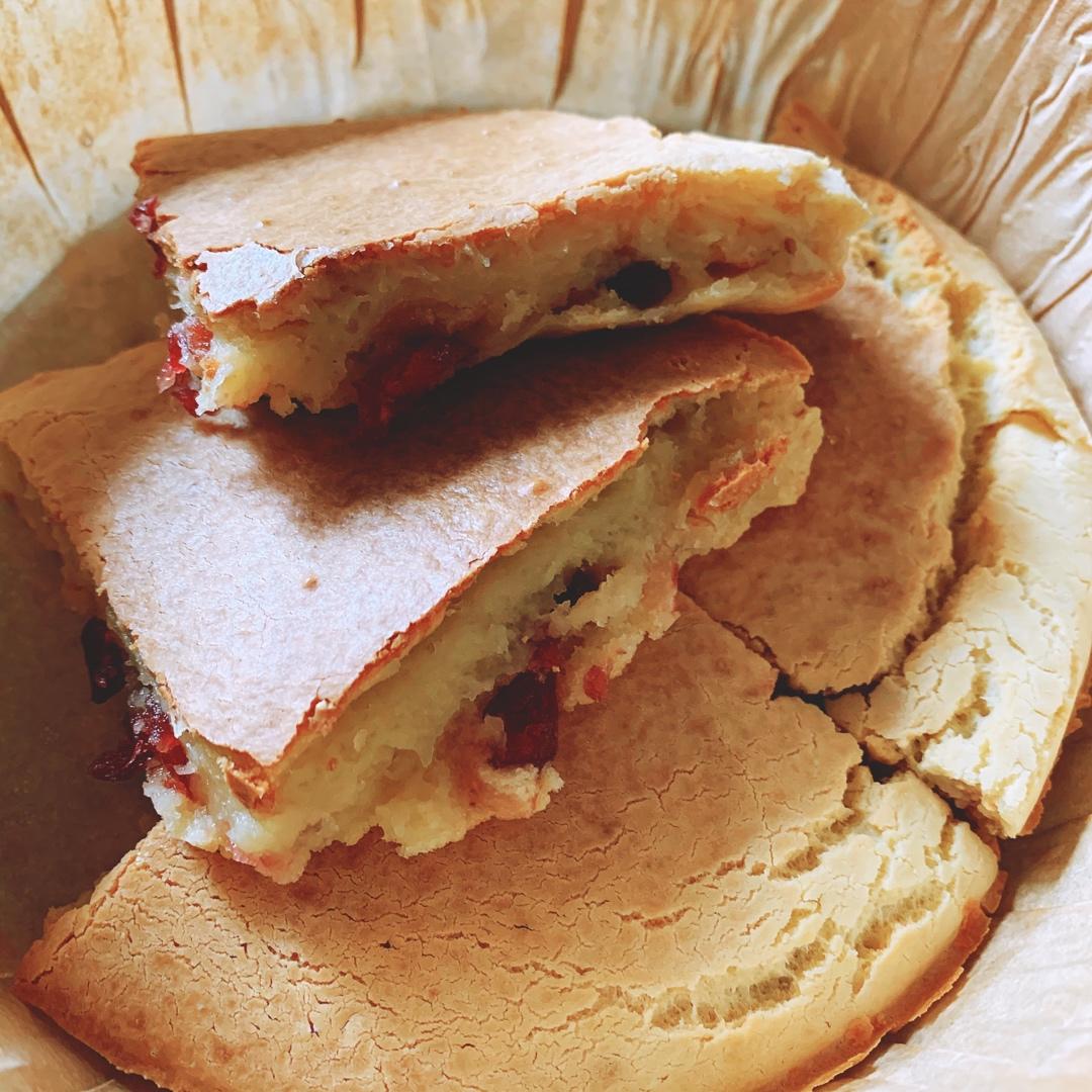 无需揉面‼️只要拌一拌就能做酥掉渣‼️好吃到爆的蔓越莓烤年糕‼