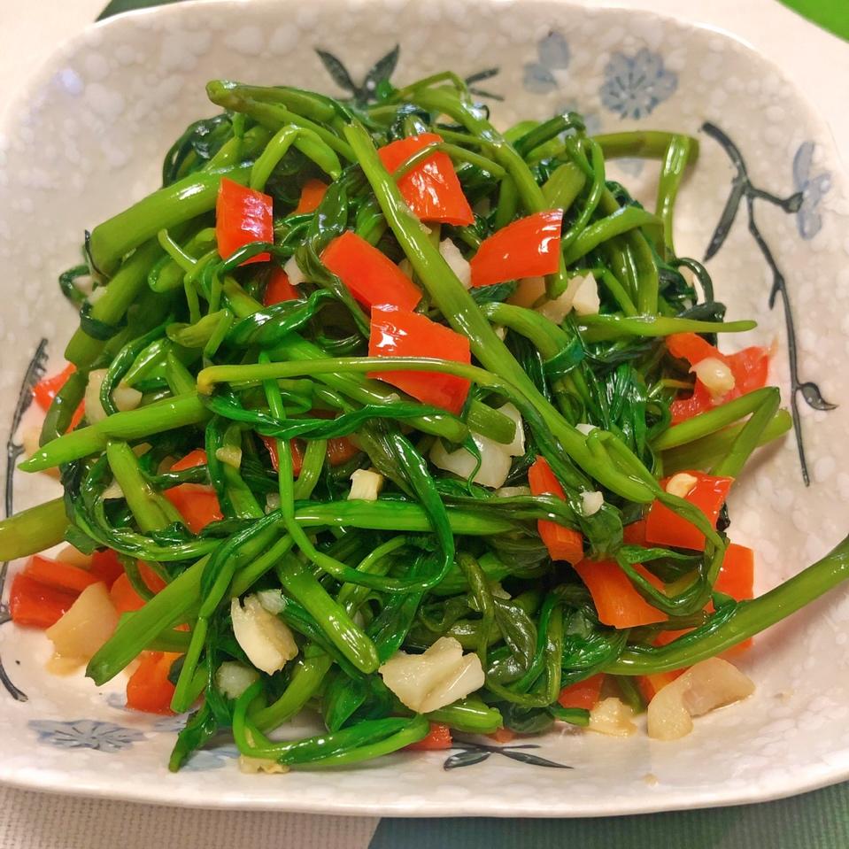 百吃不厌的蒜蓉空心菜