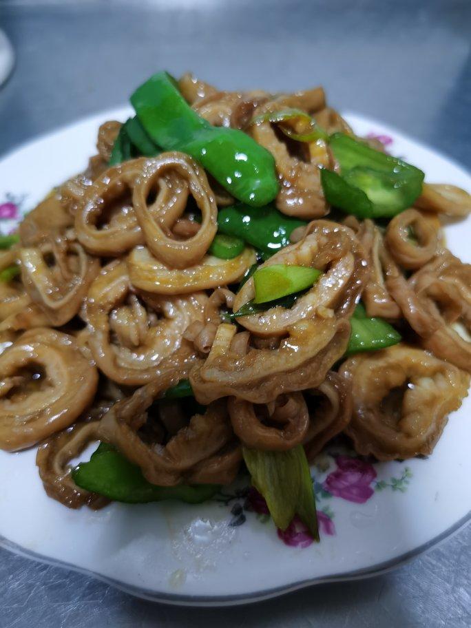 青椒炒肥肠