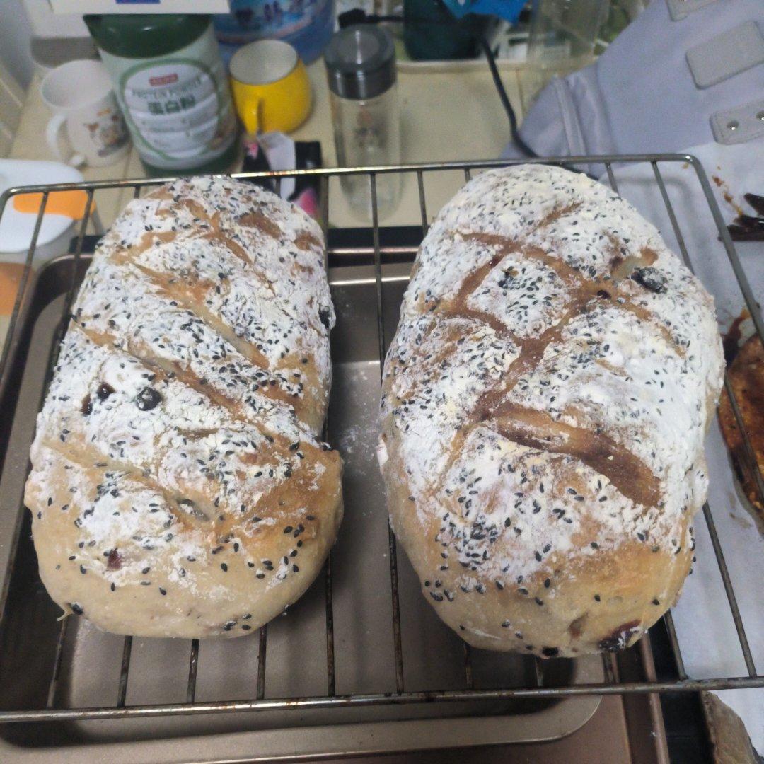 全麦蔓越莓核桃软欧包