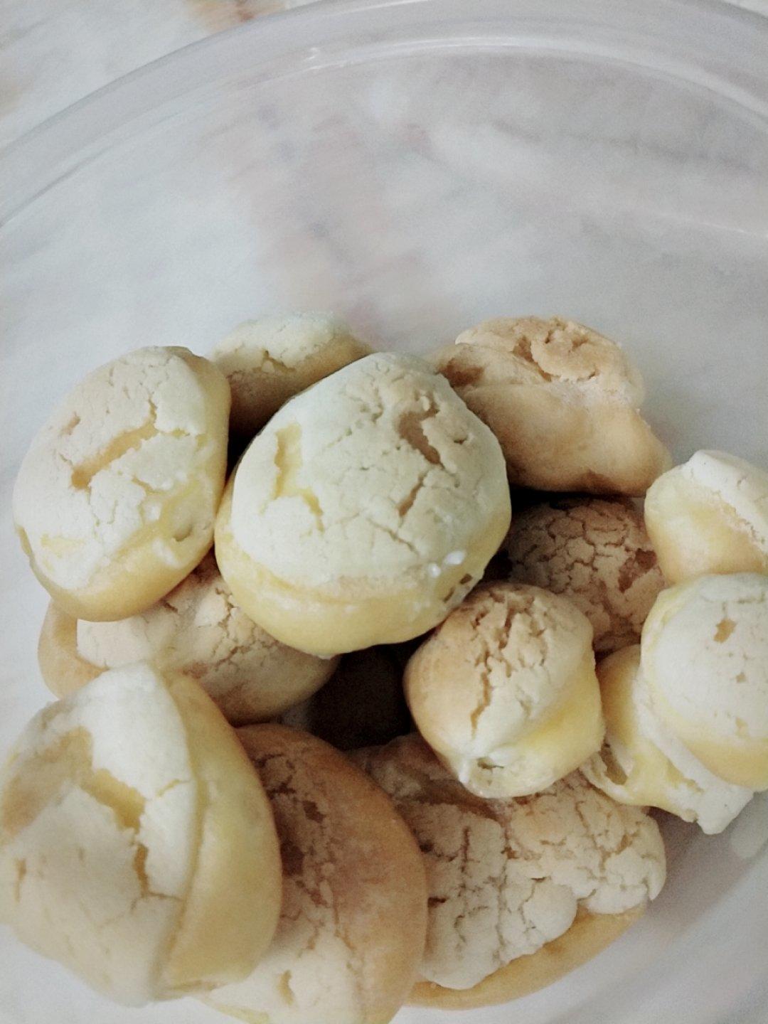 酥皮奶油泡芙--#皮黑森林#