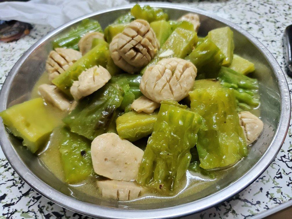 苦瓜炒肉丸
