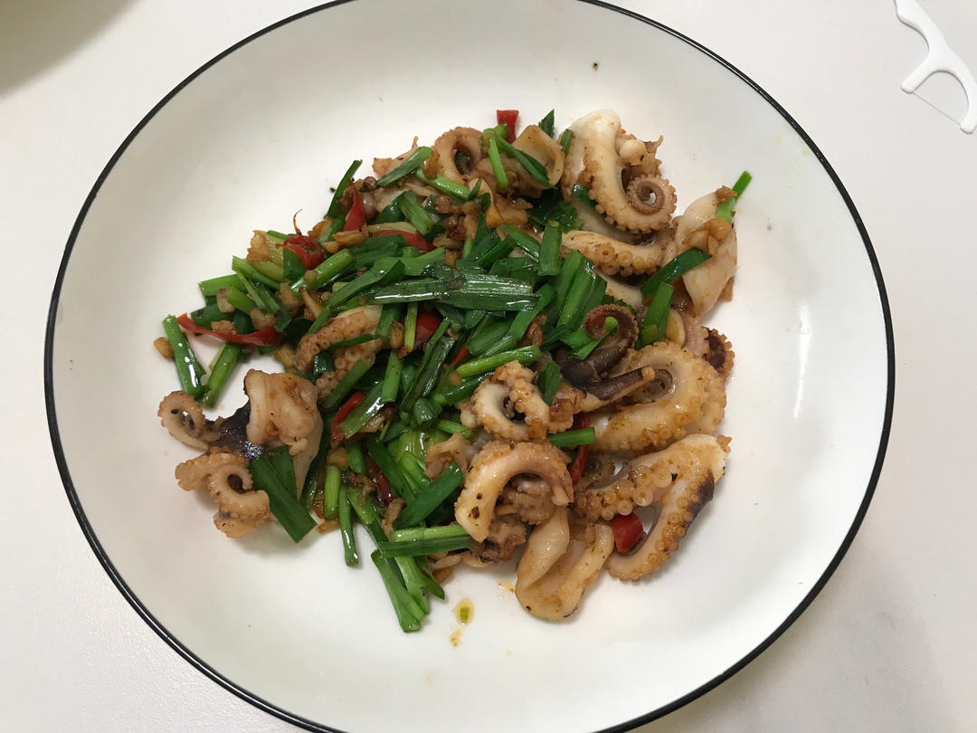 超下饭的孜然鱿鱼须，香辣爽嫩，比烧烤还好吃