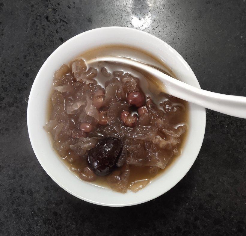 红豆红枣银耳羹