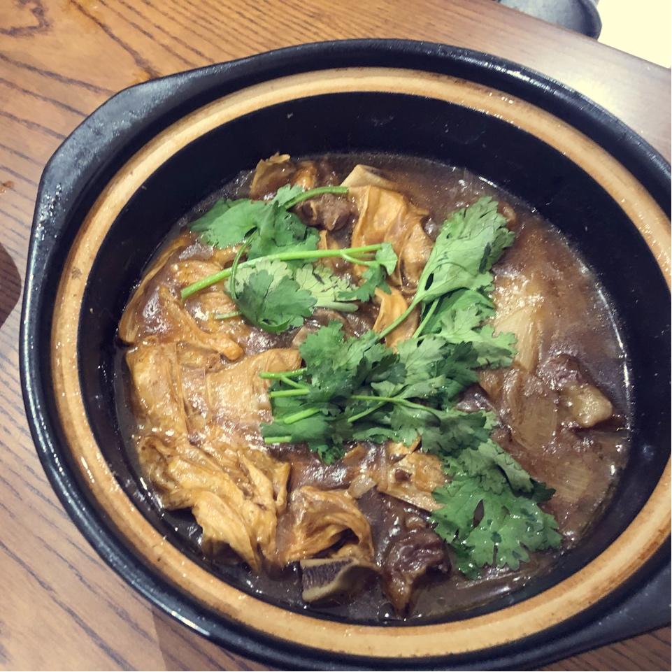 香焖牛肋排