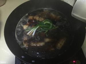 芋艿红烧肉的做法 步骤4