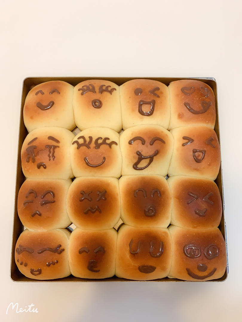 🥛超简单快手，柔软拉丝，一次发酵，牛奶小餐包