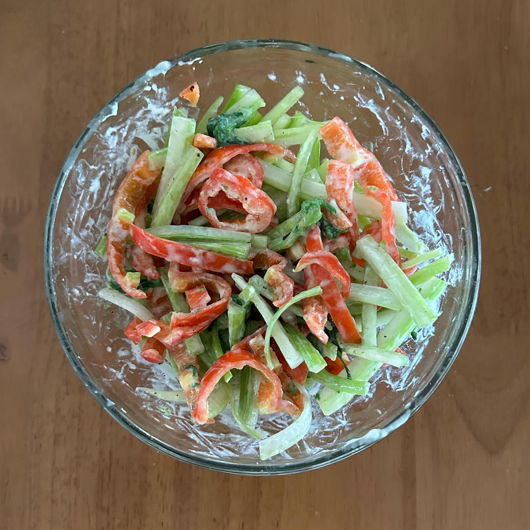 自制减脂期万能沙拉酱━三种酸奶酱