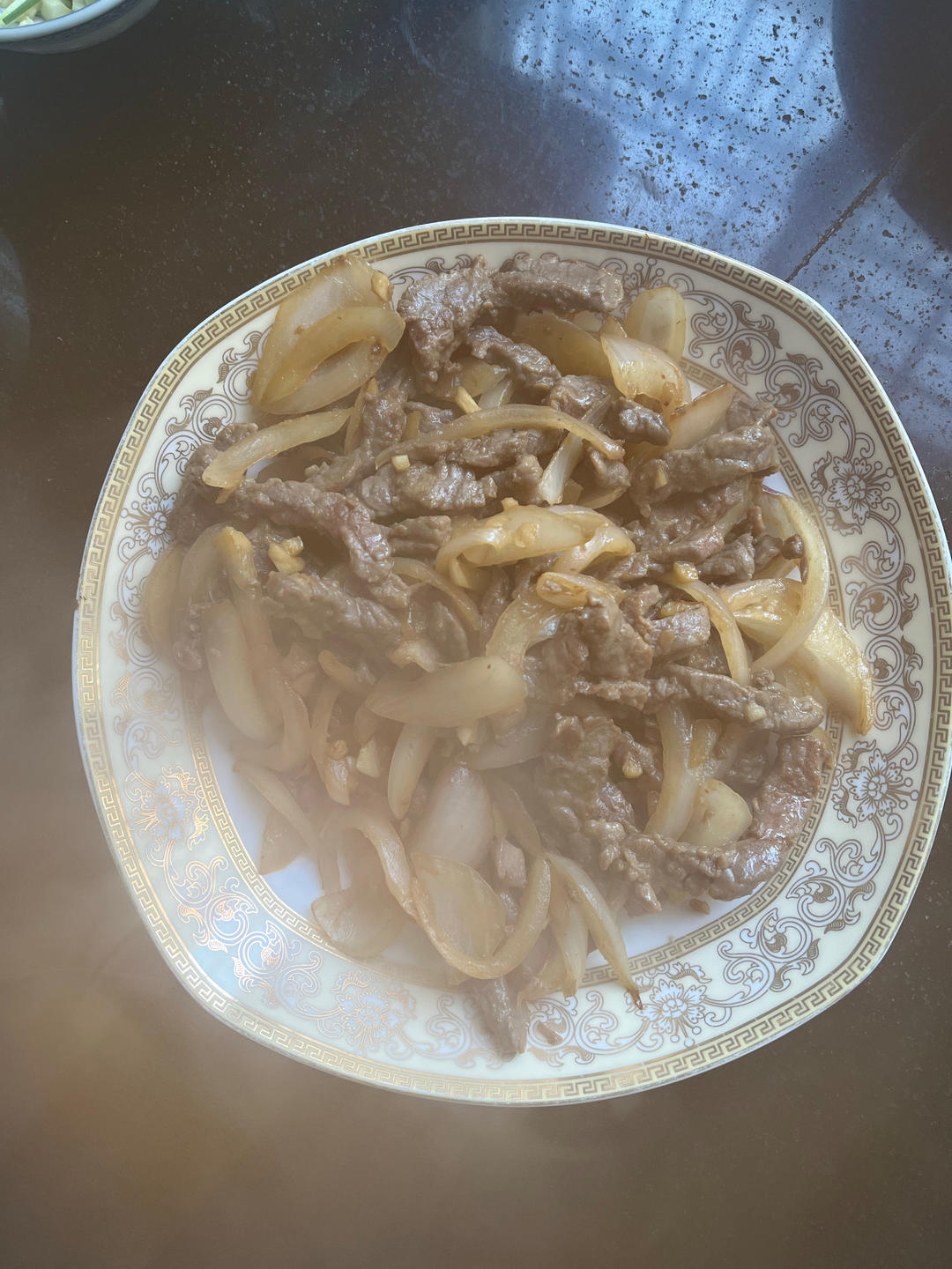 洋葱炒牛肉片