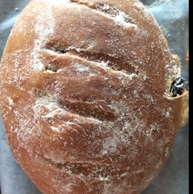 全麦葡萄干面包