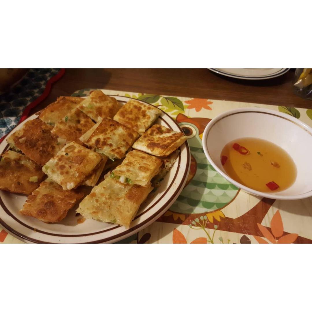 水饺皮｛葱油饼｝