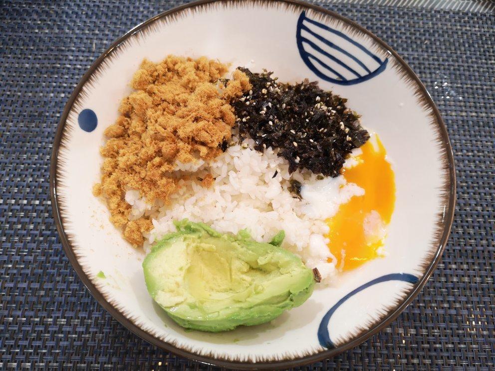 【牛油果海苔肉松拌饭图片】千流2012_下厨房