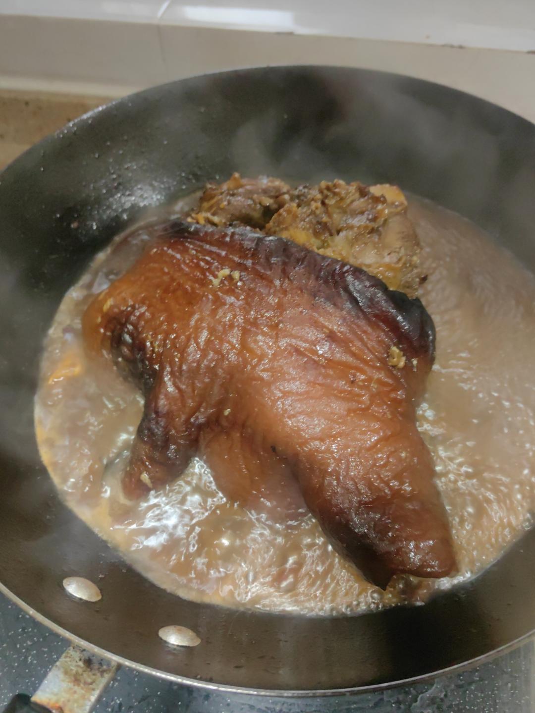 【红烧肘子】（家庭版卤蹄膀）