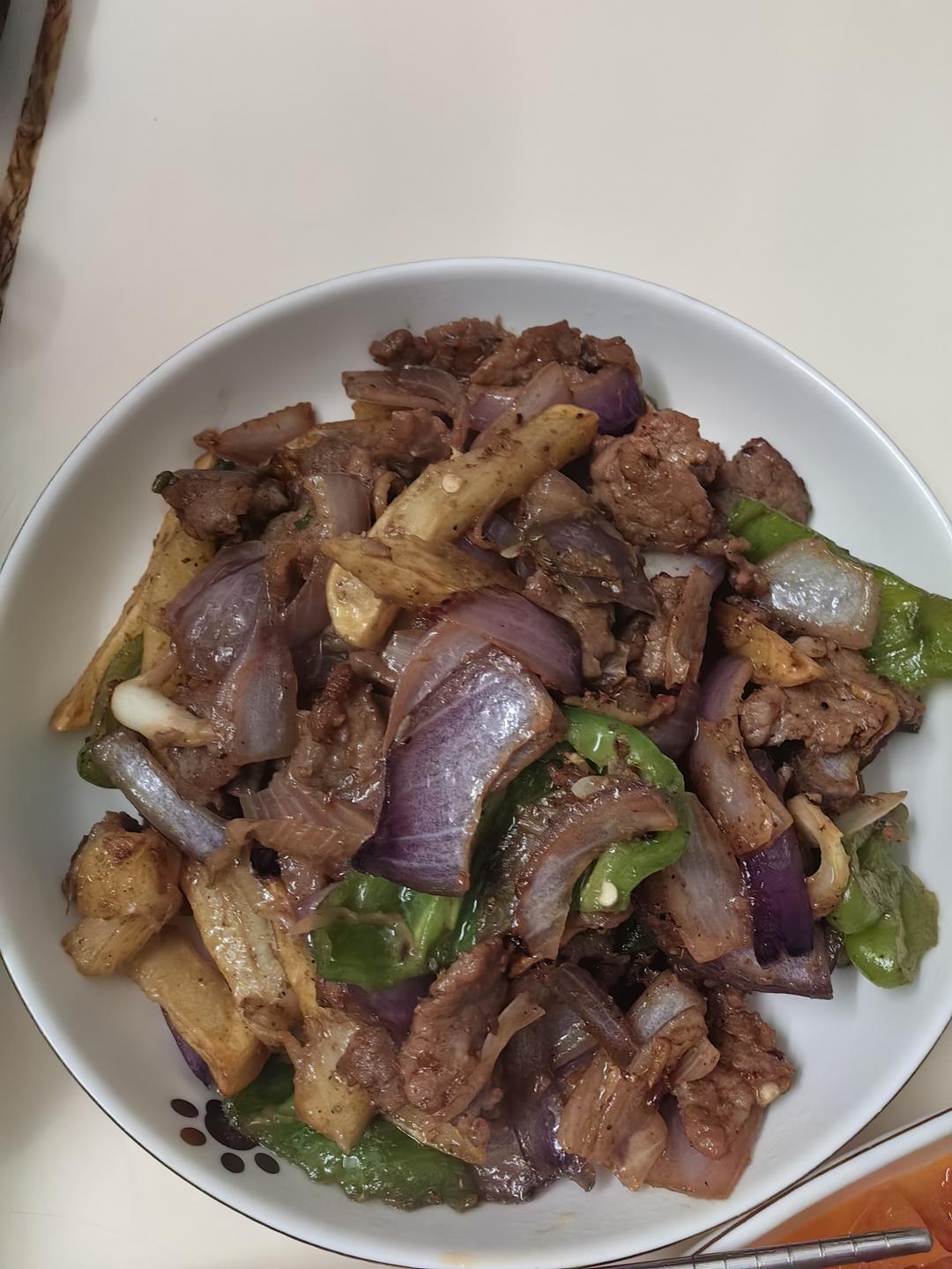孜然土豆炒牛肉