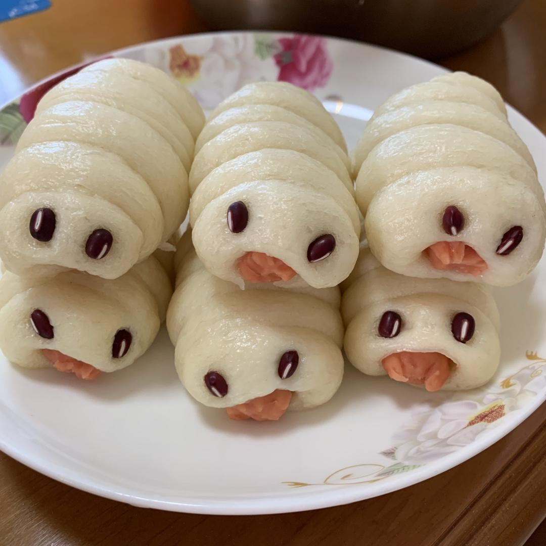 毛毛虫小馒头