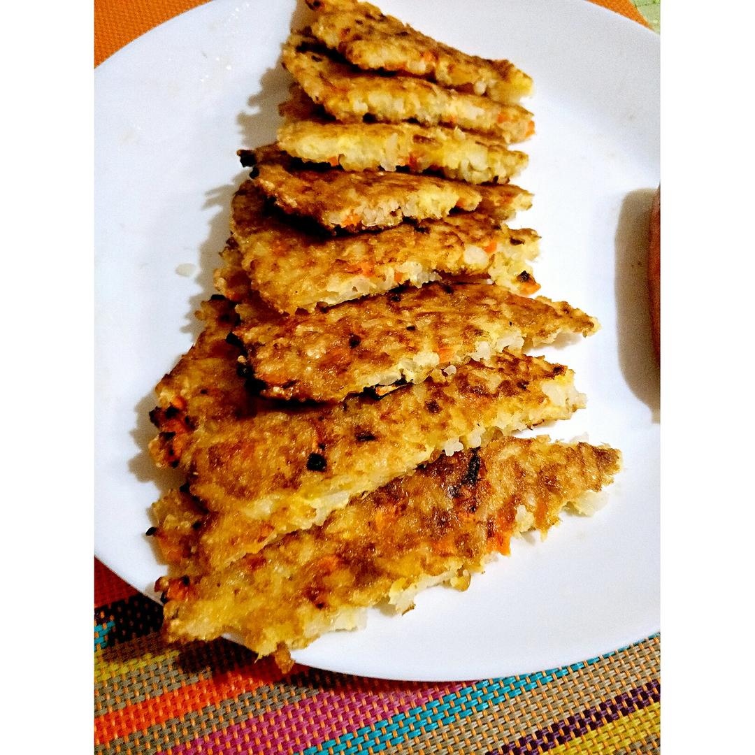 鸡蛋米饭饼