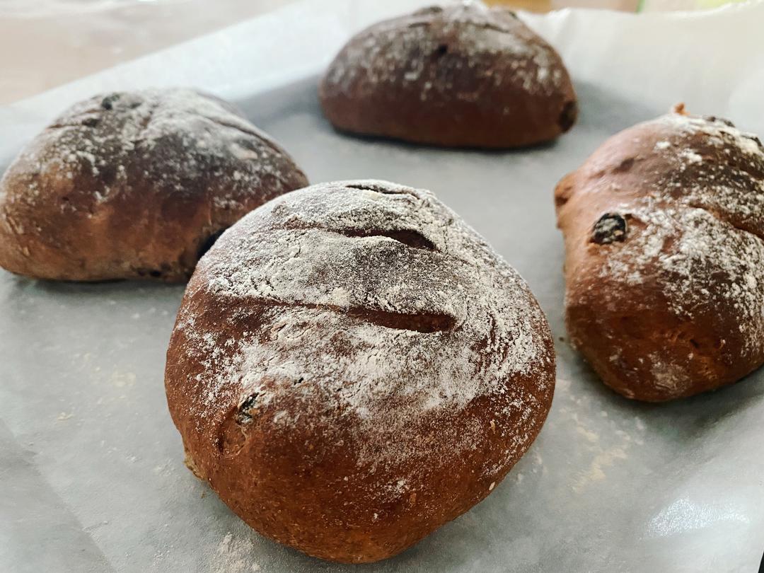 葡萄干红酒面包