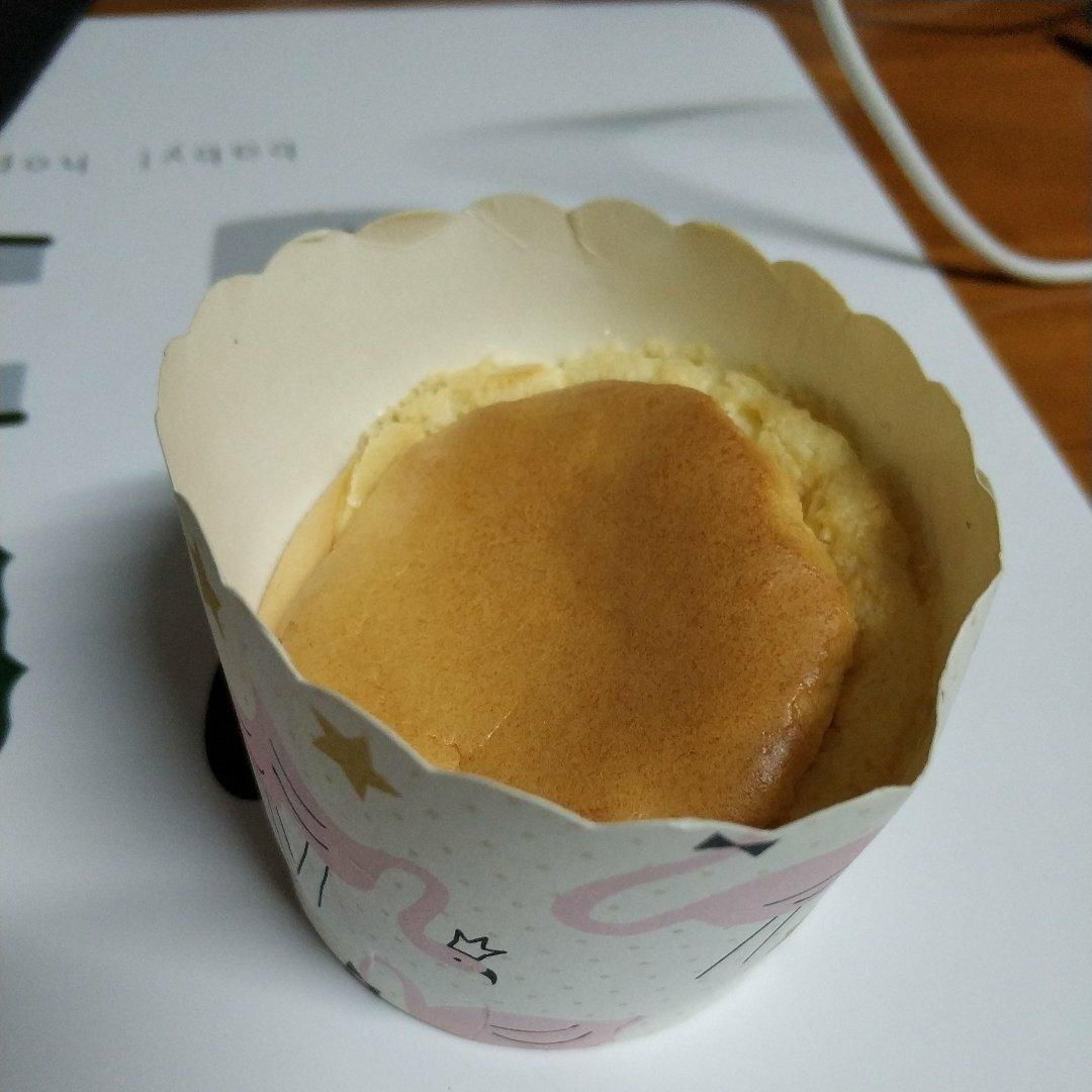 棉花纸杯蛋糕