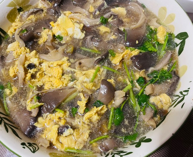 蘑菇鸡蛋汤
