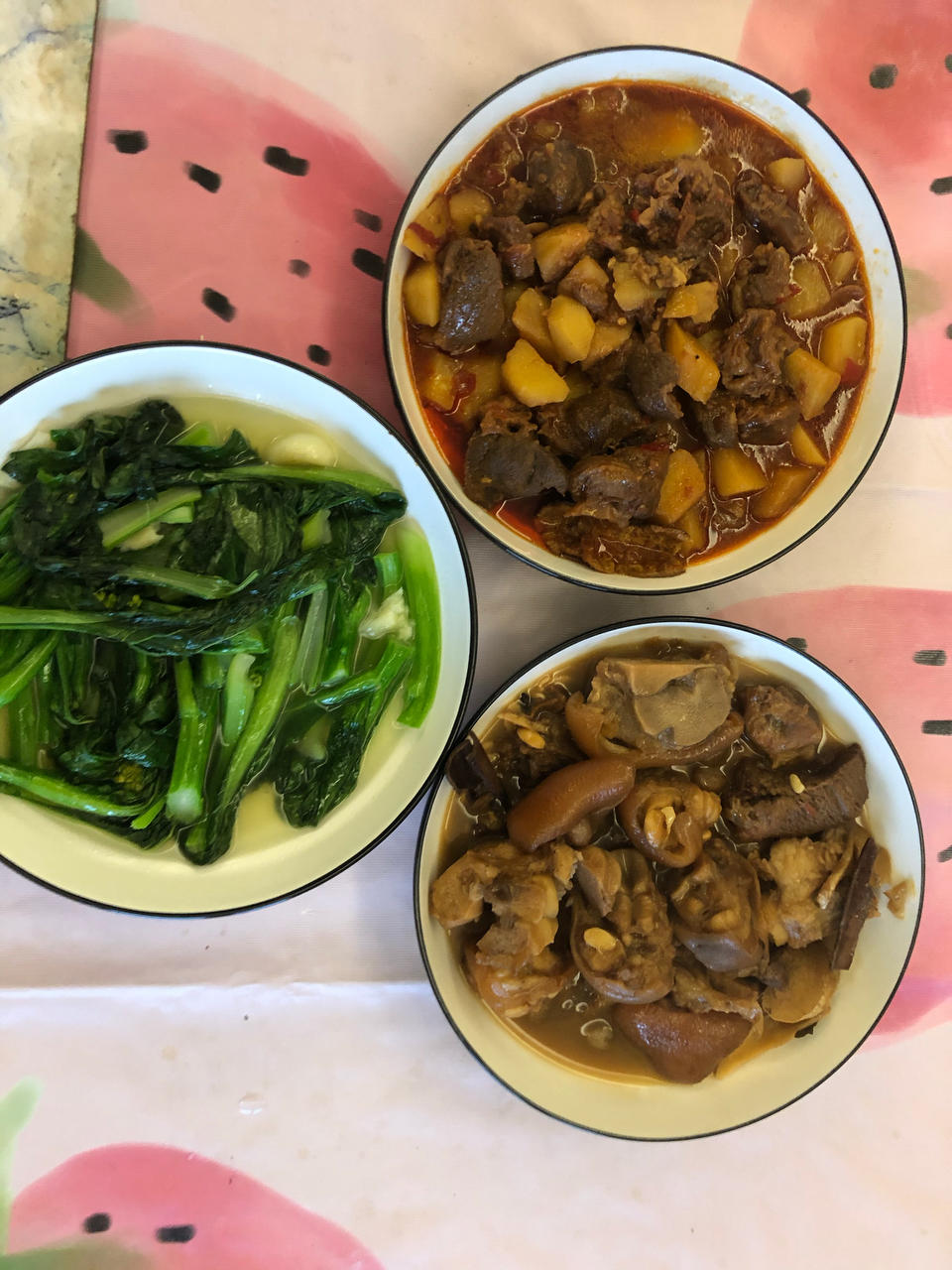 土豆焖牛腩