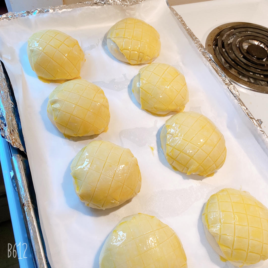 椰蓉菠萝包