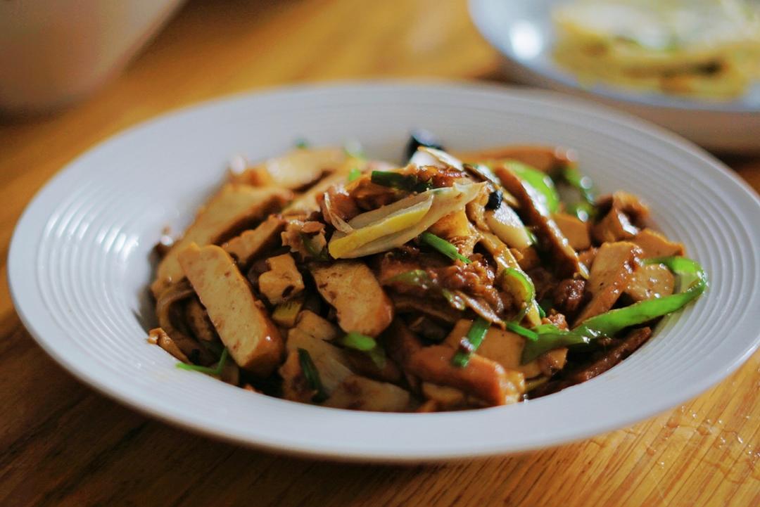 超下饭/青椒香干炒肉丝