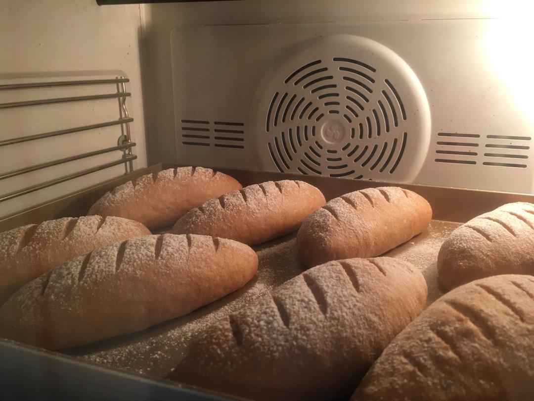 全麦红糖桂圆软欧包