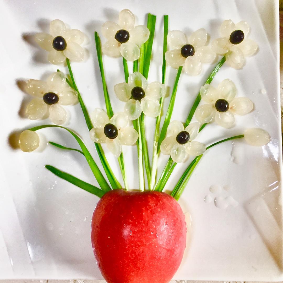 小奕铭妈妈做的桂圆果盘造型