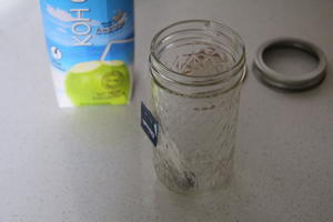 清椰冷泡茶（或椰汁）的做法 步骤2