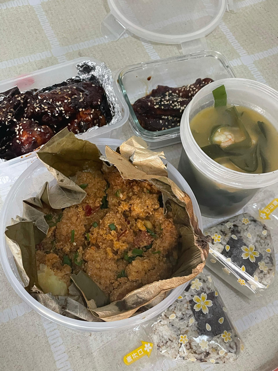 快给你心爱的人们做/送饭吧！