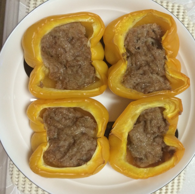 鲜虾猪肉酿彩椒