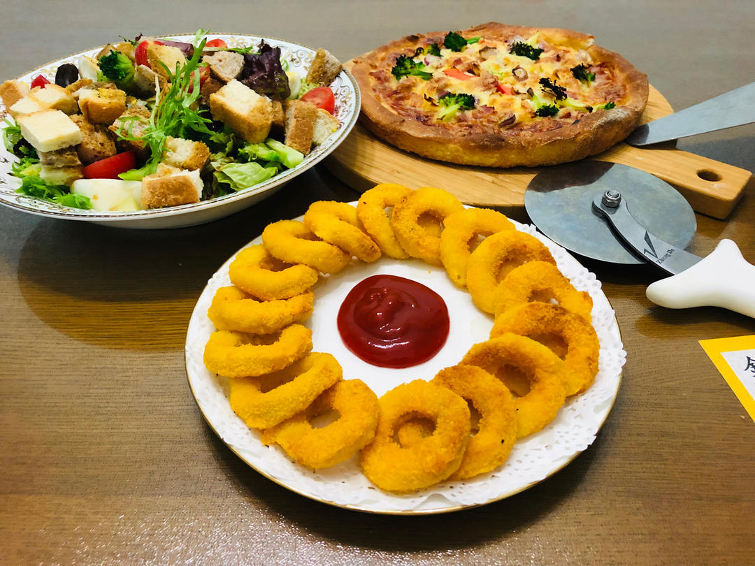 8寸纯手工什锦披萨