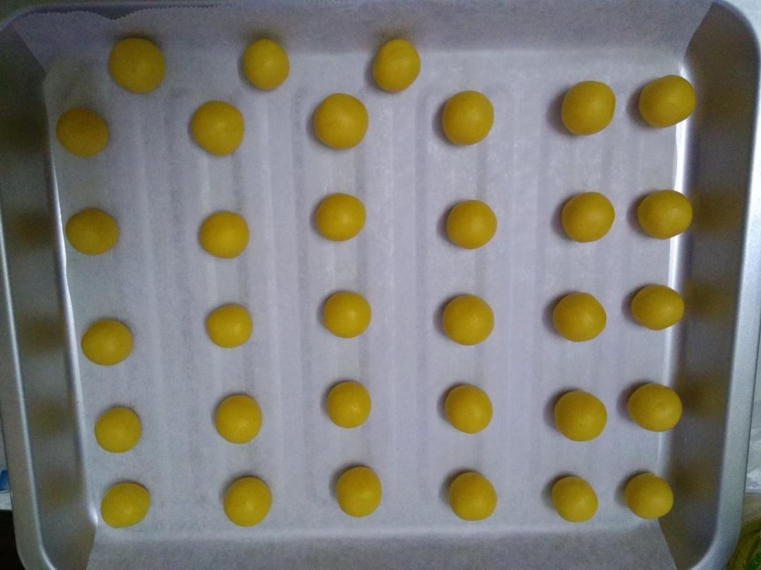 蛋黄奶豆