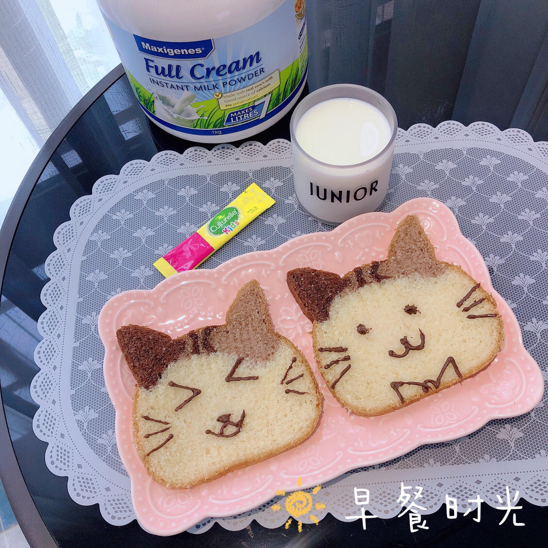 《Tinrry+》最近超火的巧克力猫咪吐司