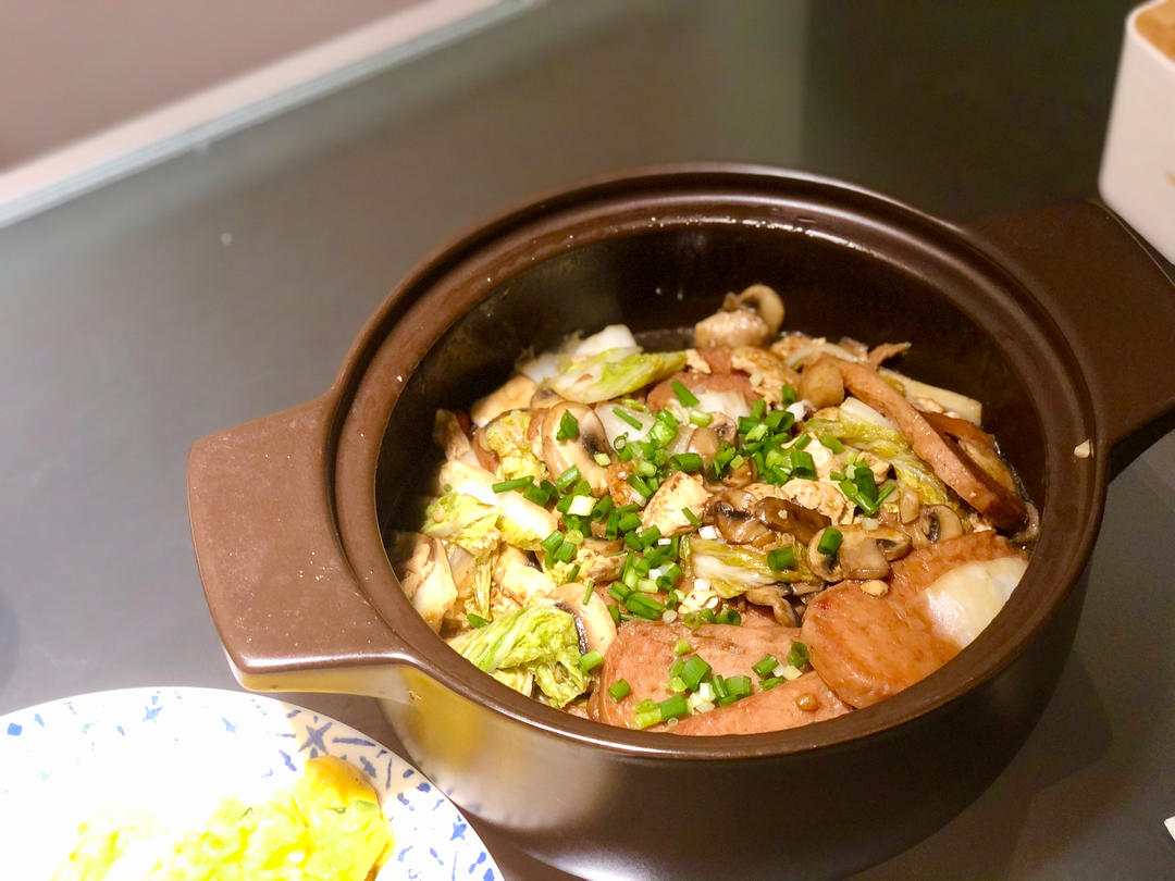给肉都不换白菜豆腐煲