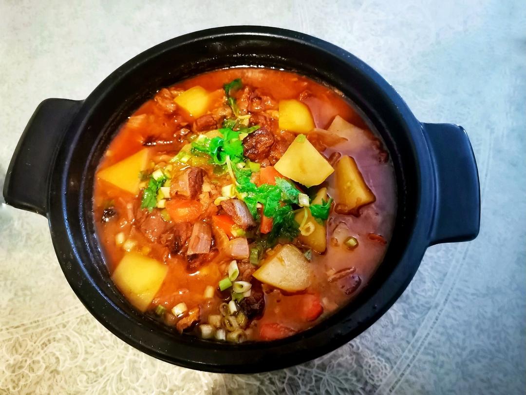 番茄土豆炖牛腩