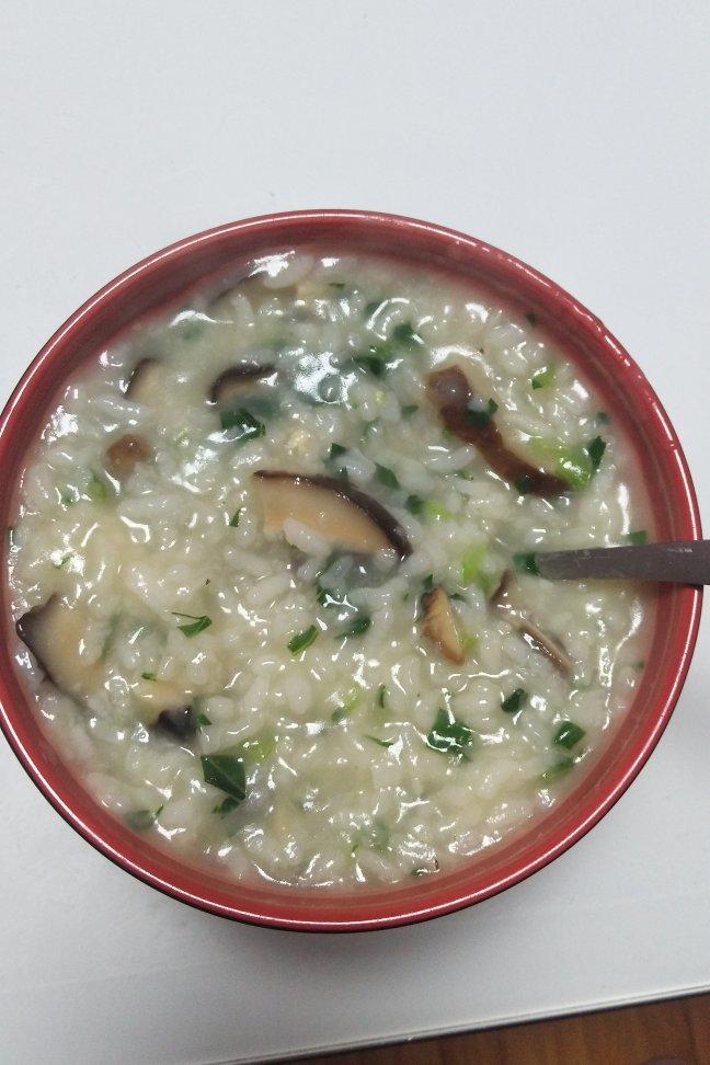 香菇鸡肉粥
