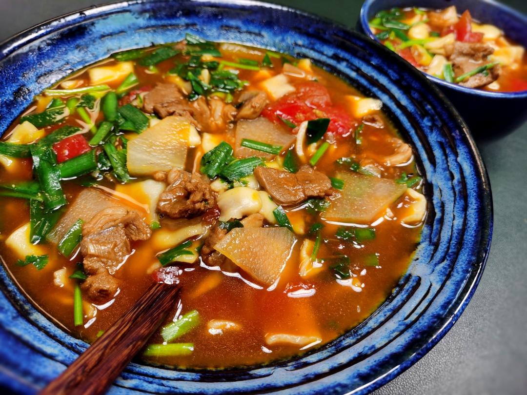 正宗新疆羊肉汤揪面片