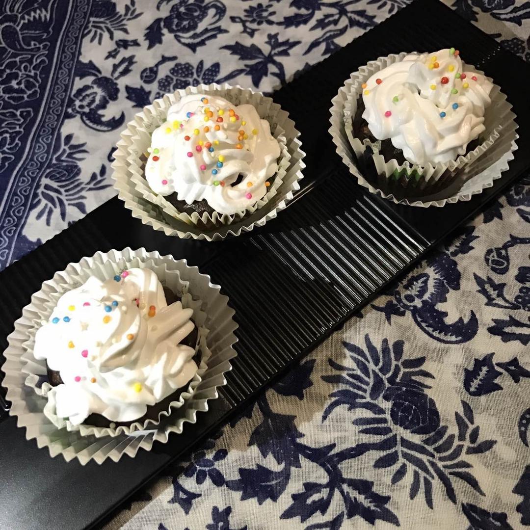 戚风小纸杯蛋糕