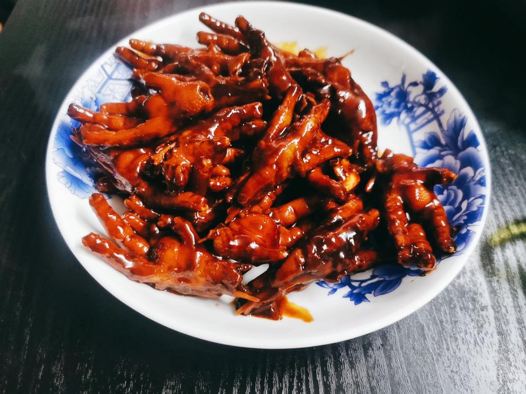 “销魂”卤鸡爪